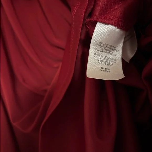 Jones & Co Ruched Dress - Picture 3 of 4